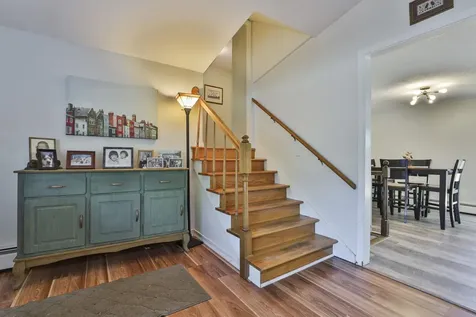 17 Herrick Street Nashua NH 03060