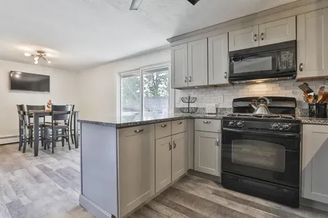 17 Herrick Street Nashua NH 03060