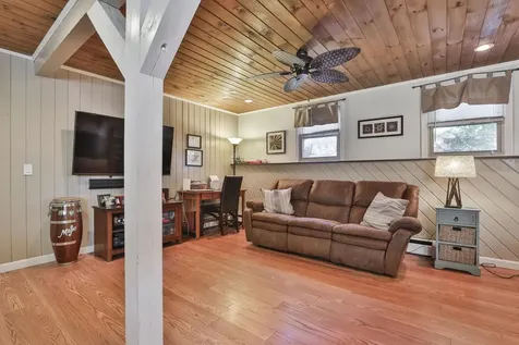 17 Herrick Street Nashua NH 03060