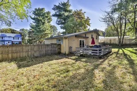 17 Herrick Street Nashua NH 03060