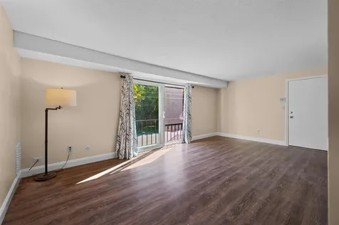 4 Brookside Drive Exeter NH 03833