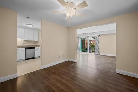 4 Brookside Drive Exeter NH 03833