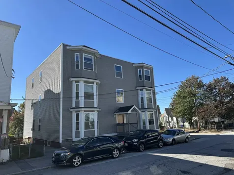 323 Concord Street Manchester NH 03104