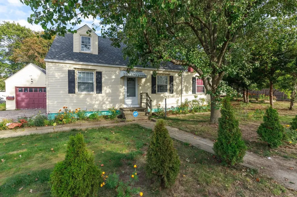 32 East Side Drive Concord NH 03301