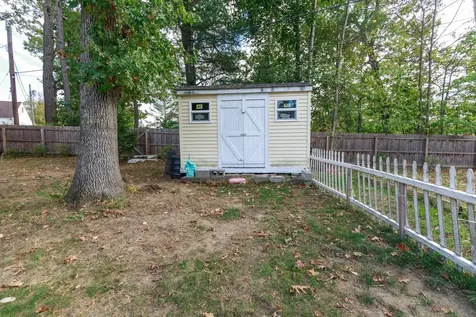 32 East Side Drive Concord NH 03301