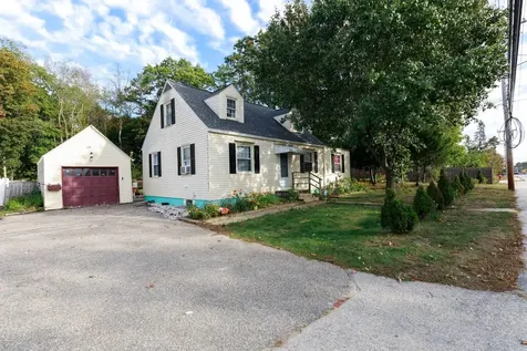 32 East Side Drive Concord NH 03301