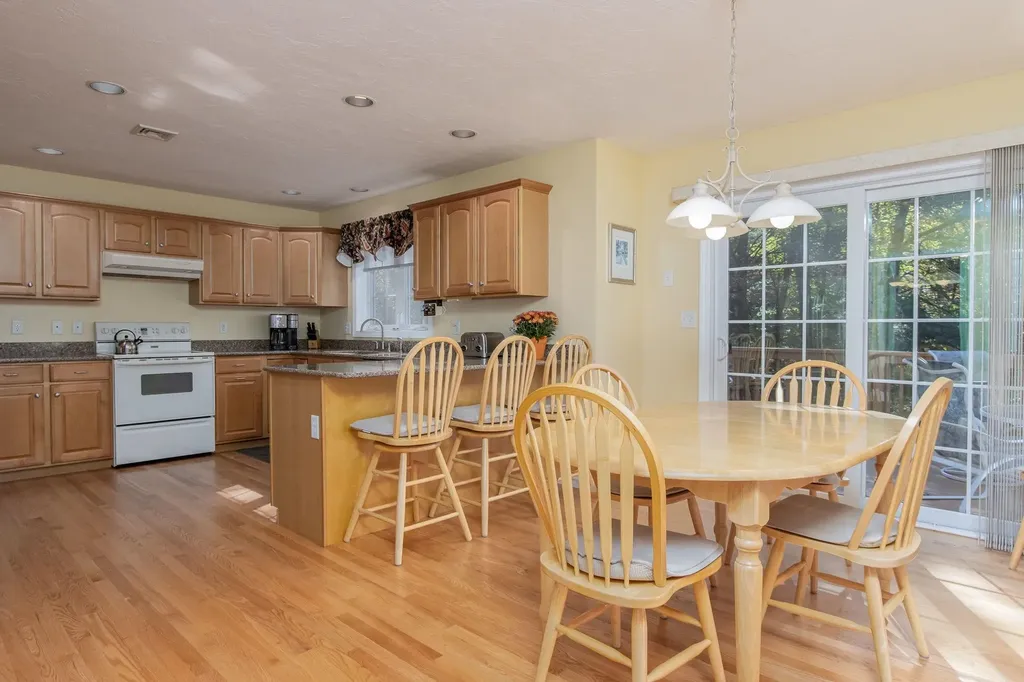 104 N. Mason Road Brookline NH 03033