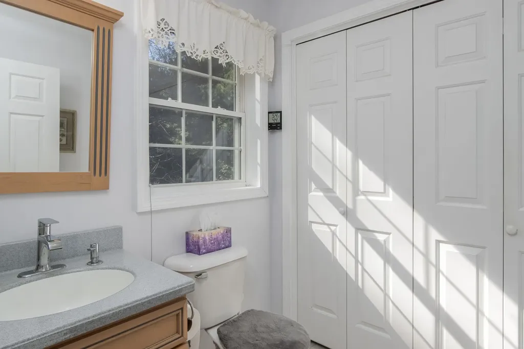 104 N. Mason Road Brookline NH 03033