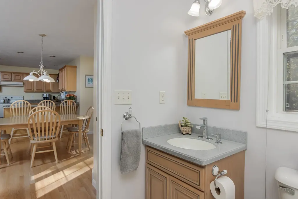 104 N. Mason Road Brookline NH 03033