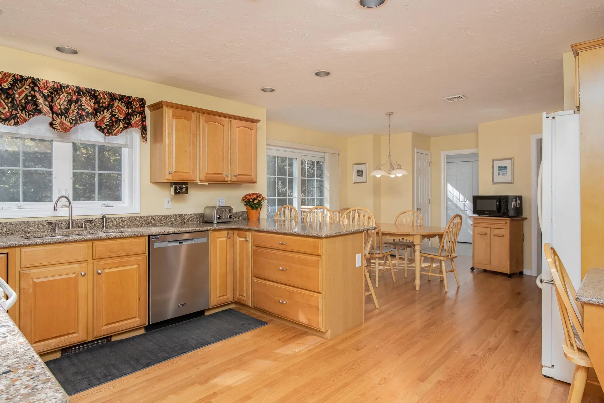 104 N. Mason Road Brookline NH 03033