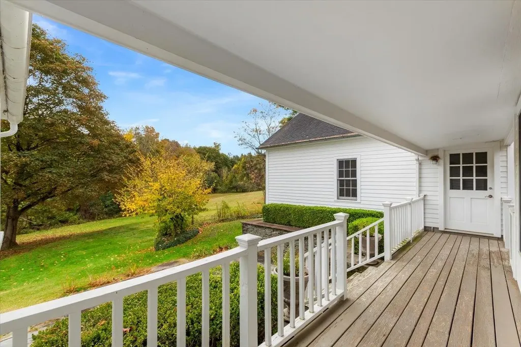 134 Monument Avenue Bennington VT 05201