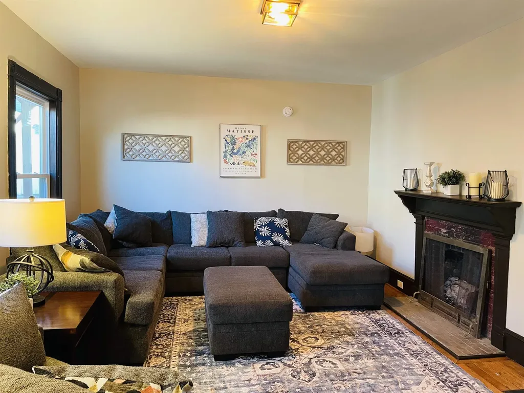 118 W Hillcrest Avenue Manchester NH 03103