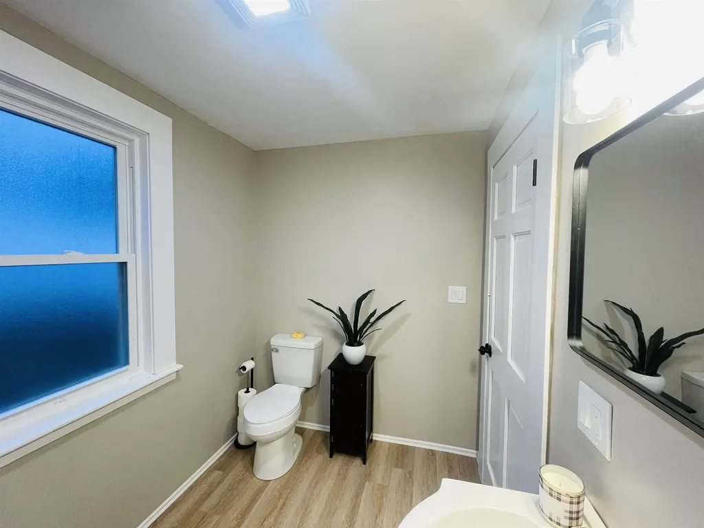 118 W Hillcrest Avenue Manchester NH 03103