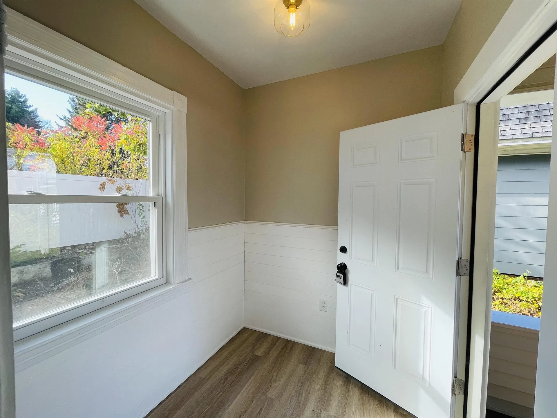 118 W Hillcrest Avenue Manchester NH 03103