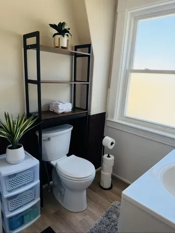 118 W Hillcrest Avenue Manchester NH 03103