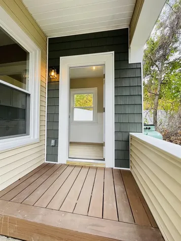 118 W Hillcrest Avenue Manchester NH 03103