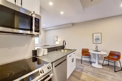 621 Islington Street Portsmouth NH 03801