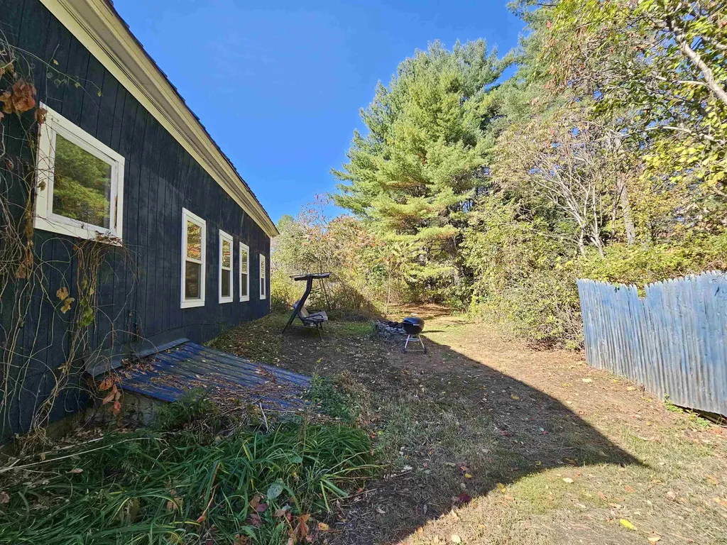 48 School Street Springfield VT 05150