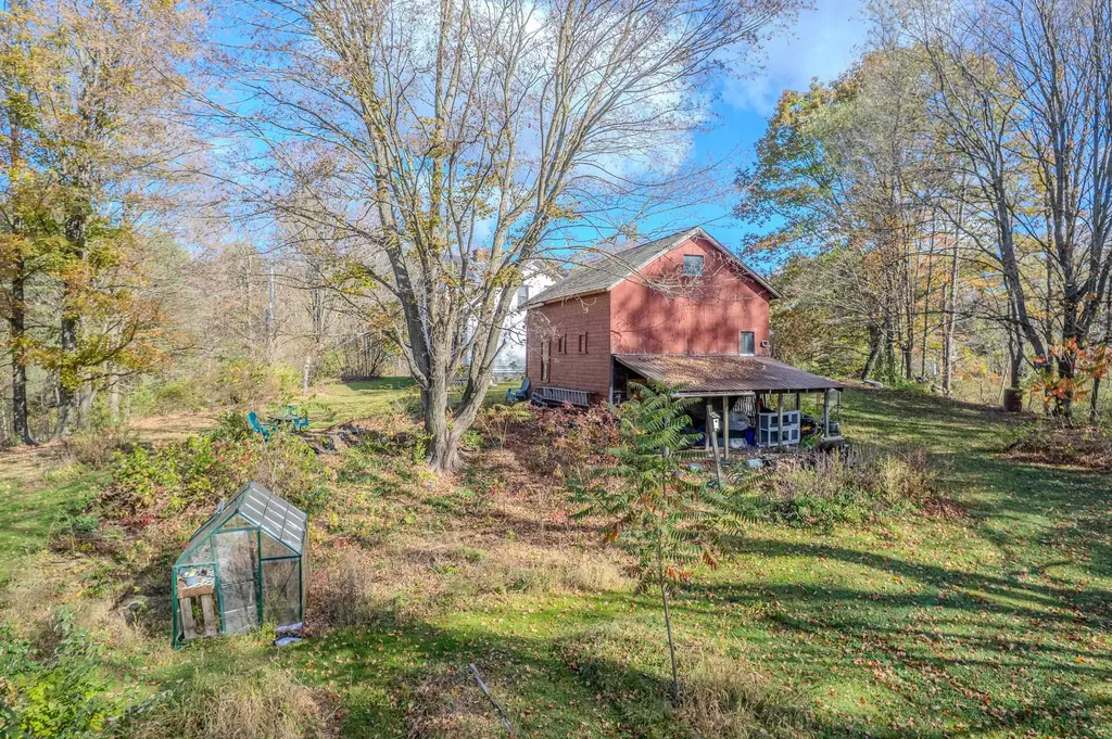 84 Ruby Road Poultney VT 05764