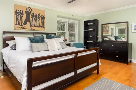 20 Yacht Haven Drive Shelburne VT 05482