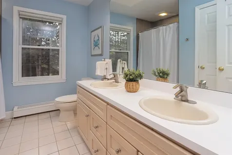 20 Yacht Haven Drive Shelburne VT 05482