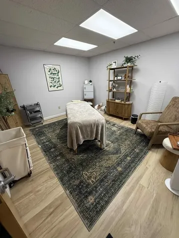 39 Central Square Keene NH 03431