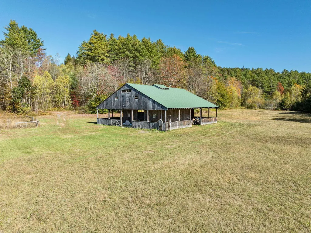 63 Big Story Lane Grafton VT 05146
