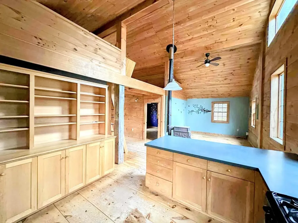 63 Big Story Lane Grafton VT 05146