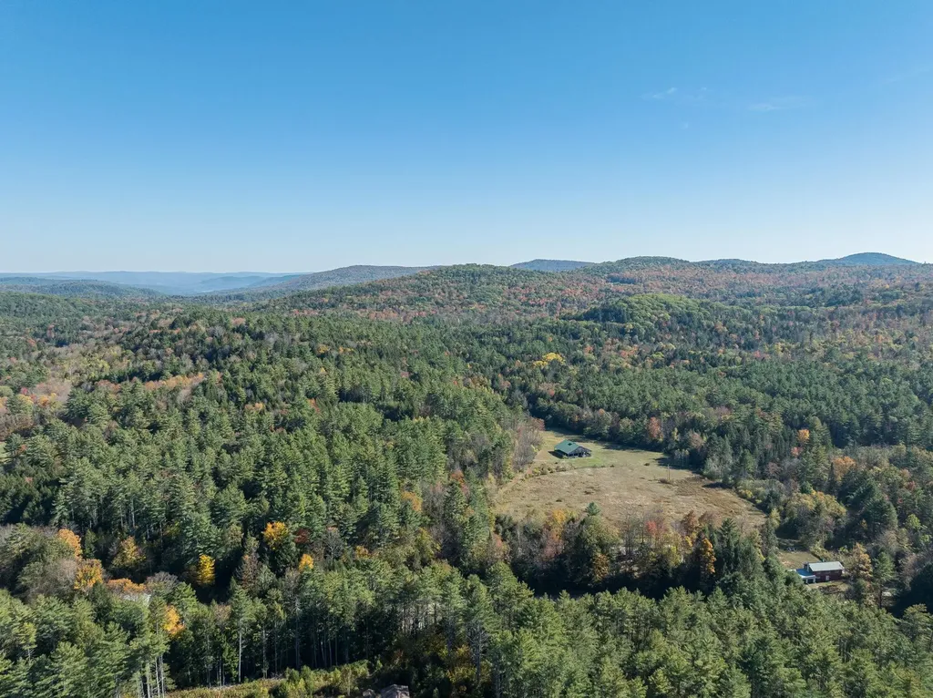 63 Big Story Lane Grafton VT 05146