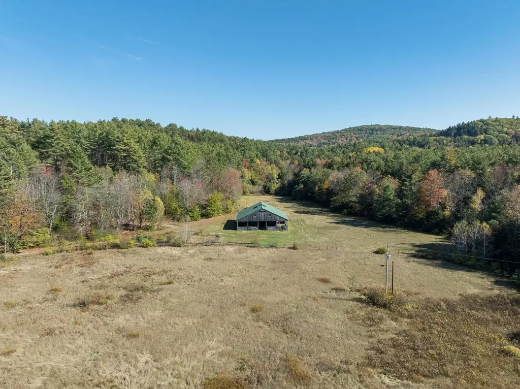 63 Big Story Lane Grafton VT 05146