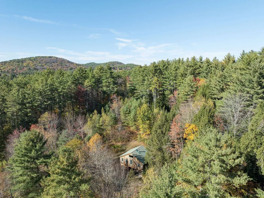 63 Big Story Lane Grafton VT 05146