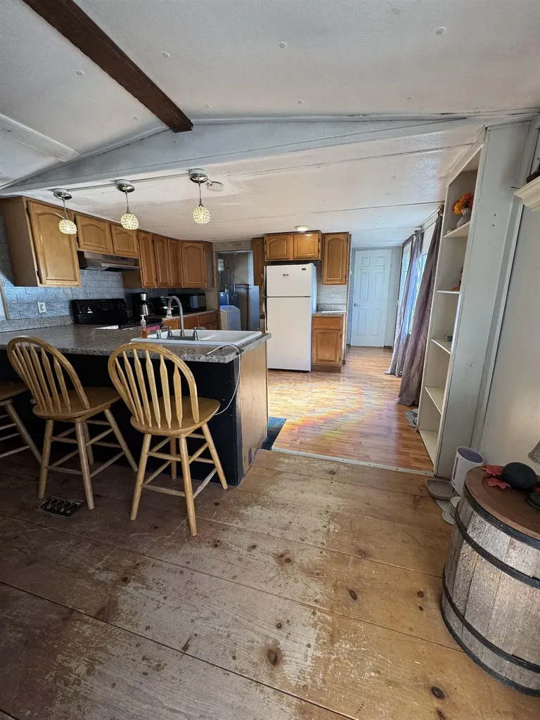 90 Sunset Circle Campton NH 03223