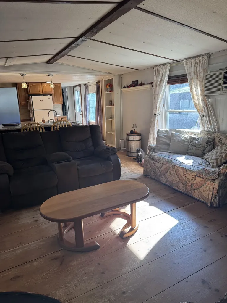 90 Sunset Circle Campton NH 03223