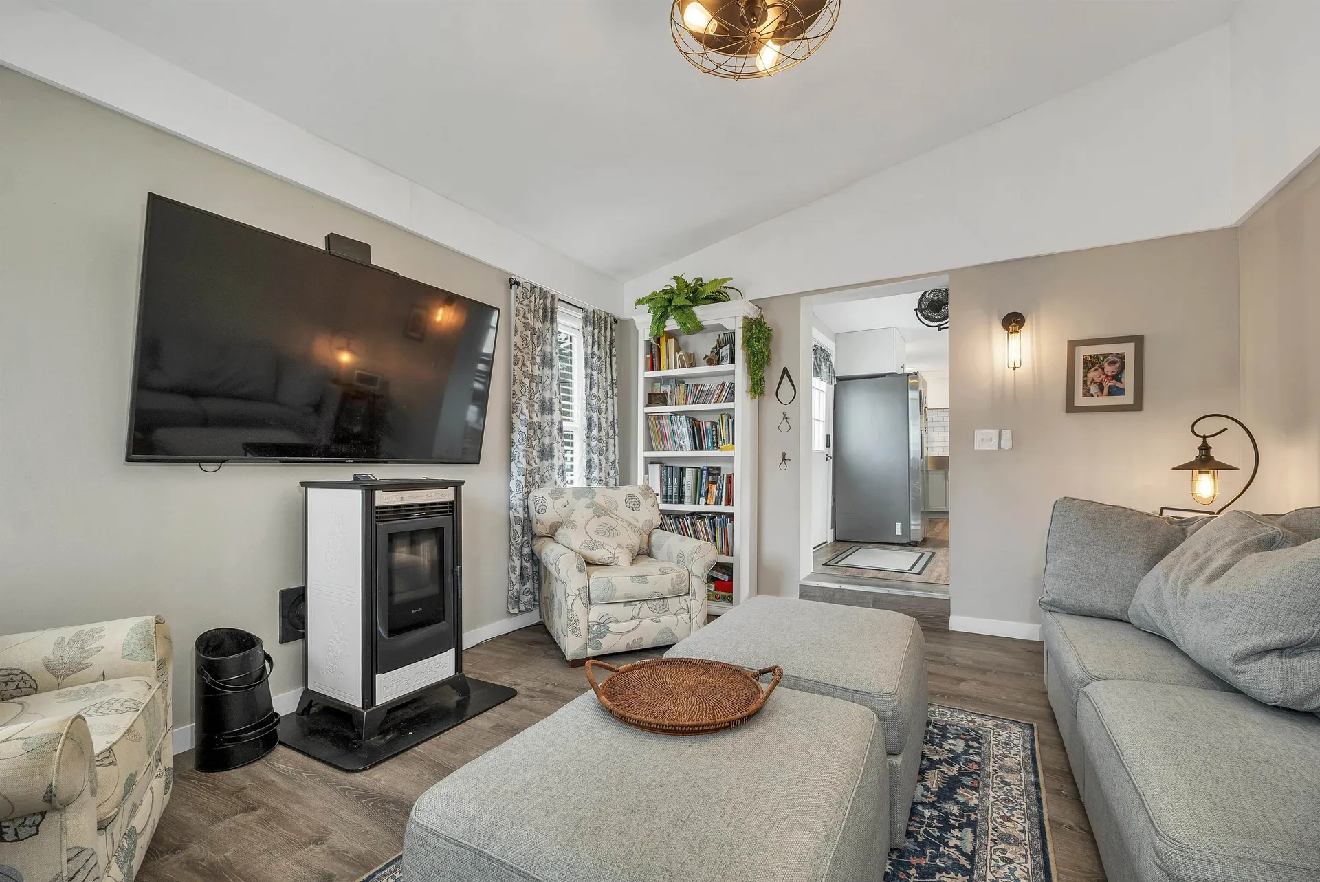 1354 Nh Route 175 Campton NH 03223