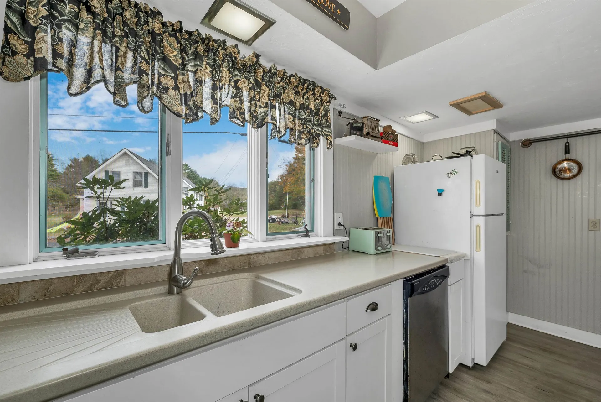 1354 Nh Route 175 Campton NH 03223