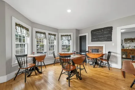 1354 Nh Route 175 Campton NH 03223