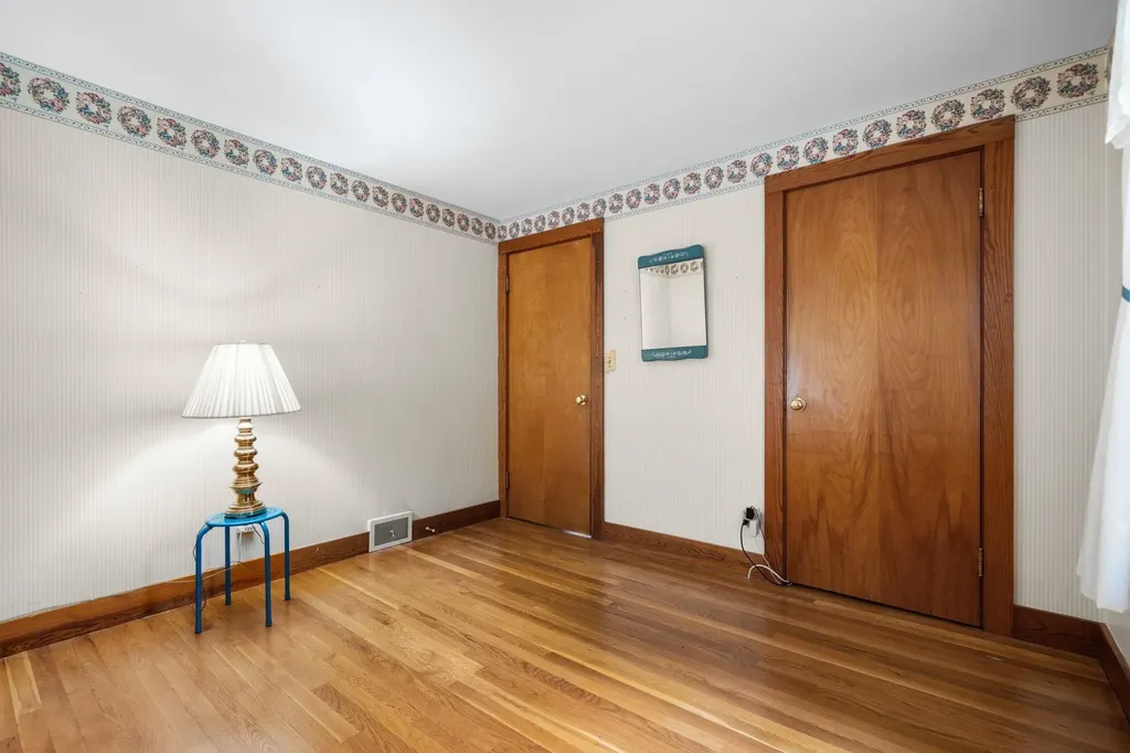 155 Tolles Street Nashua NH 03064