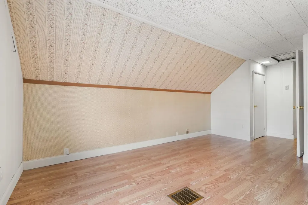 155 Tolles Street Nashua NH 03064