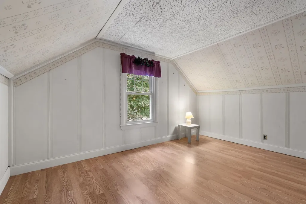 155 Tolles Street Nashua NH 03064