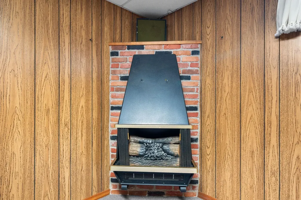 155 Tolles Street Nashua NH 03064