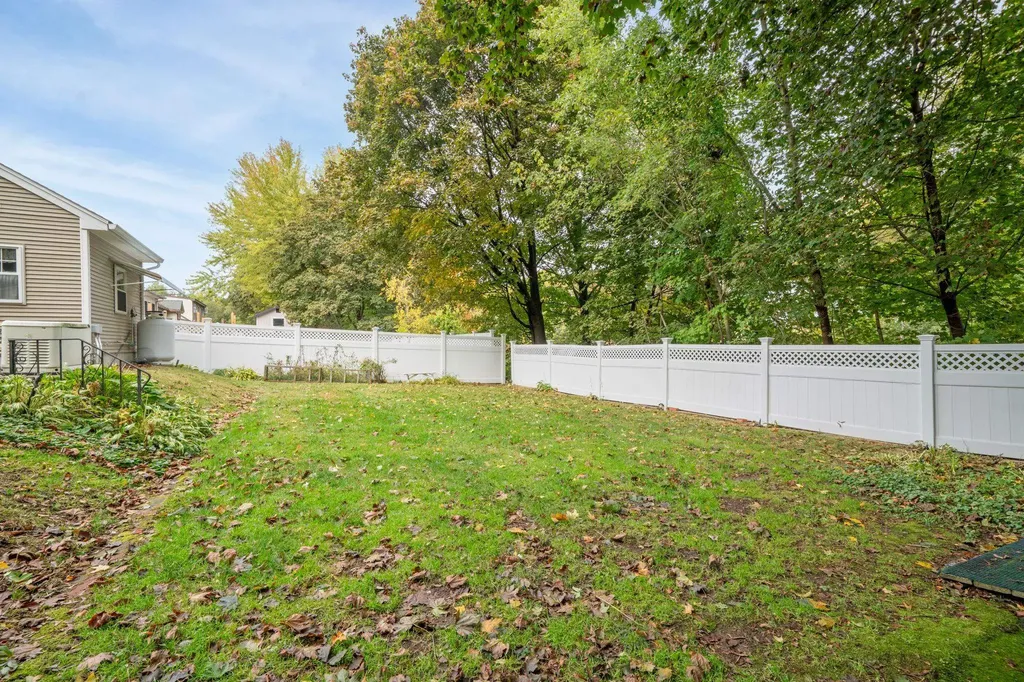 155 Tolles Street Nashua NH 03064