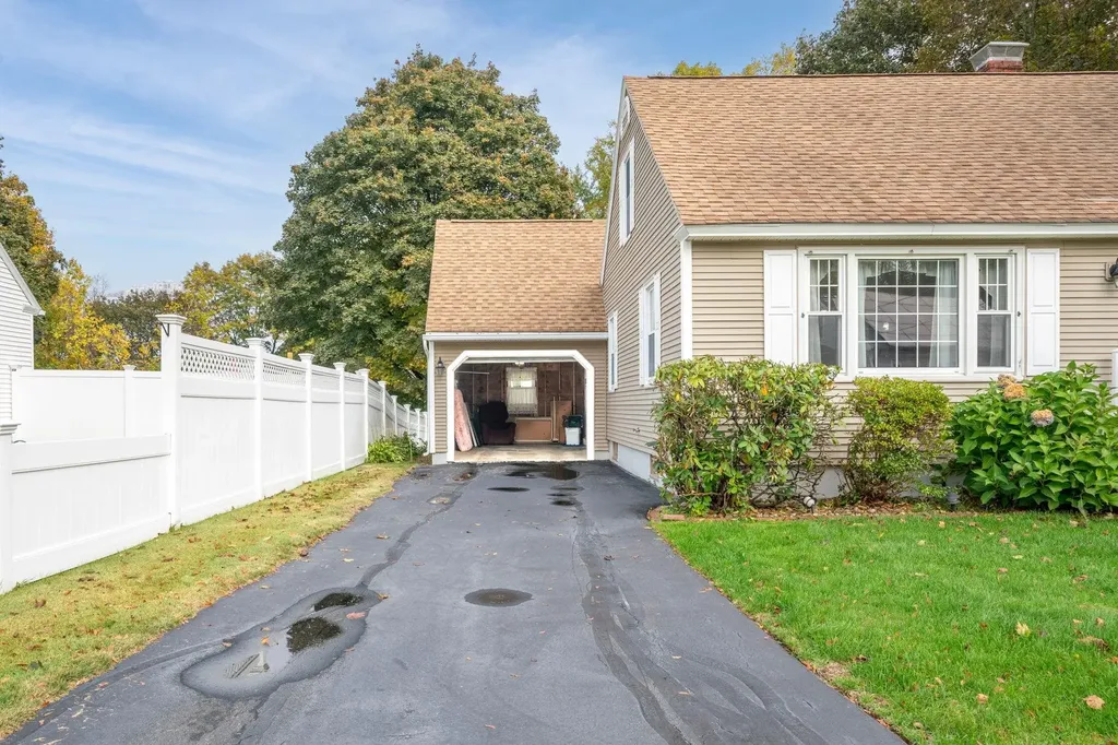 155 Tolles Street Nashua NH 03064