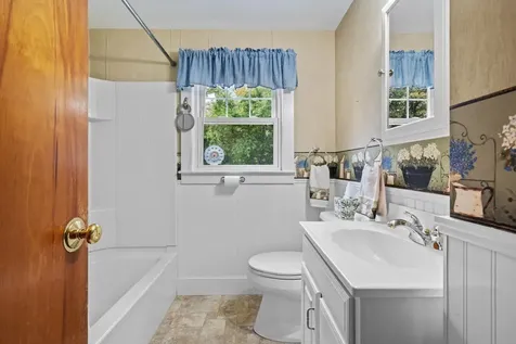 155 Tolles Street Nashua NH 03064