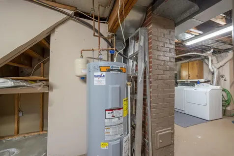 155 Tolles Street Nashua NH 03064