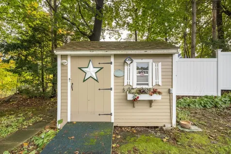 155 Tolles Street Nashua NH 03064