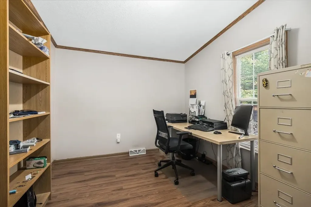 23 Eagles Way Alton NH 03809