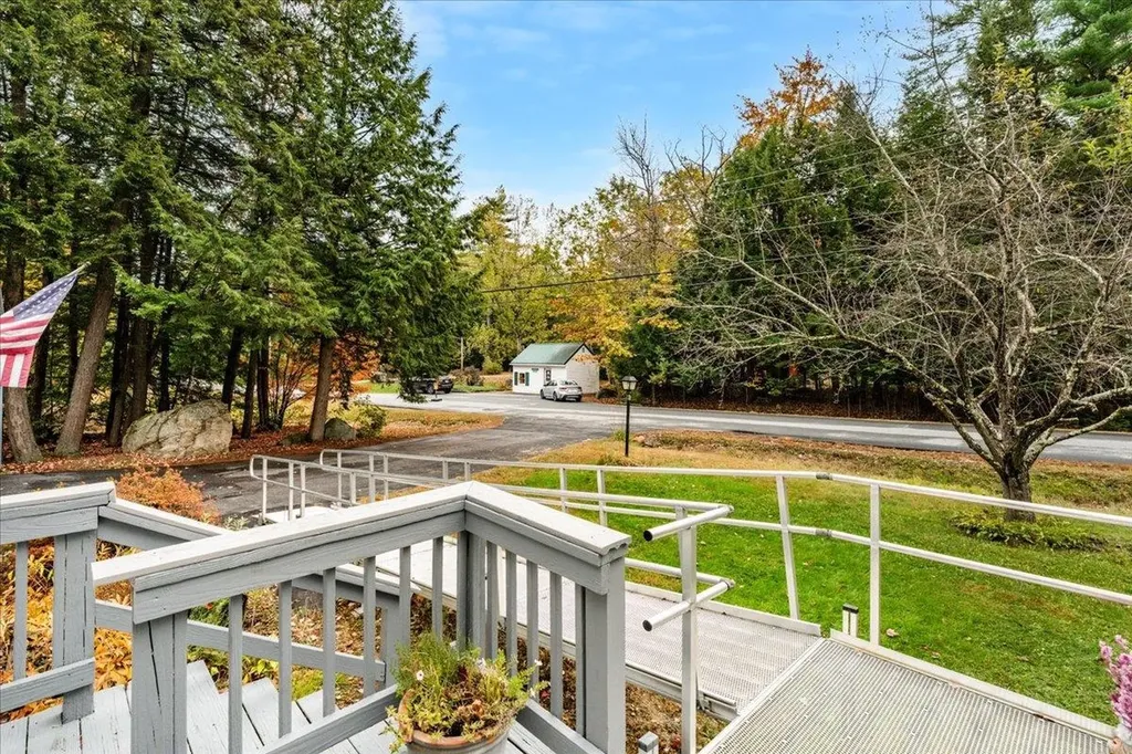 23 Eagles Way Alton NH 03809