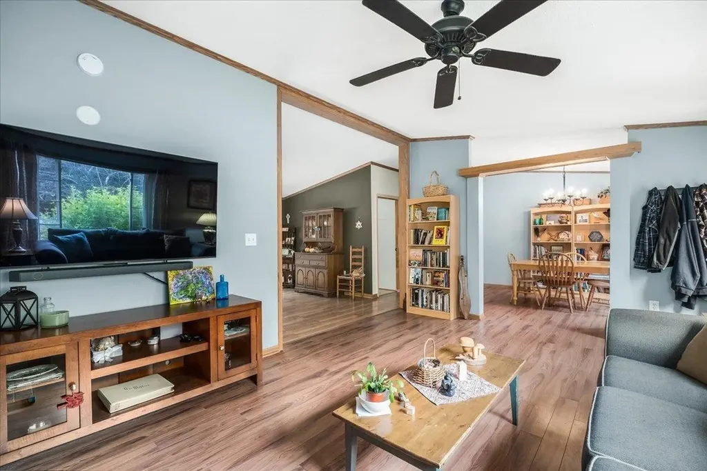 23 Eagles Way Alton NH 03809