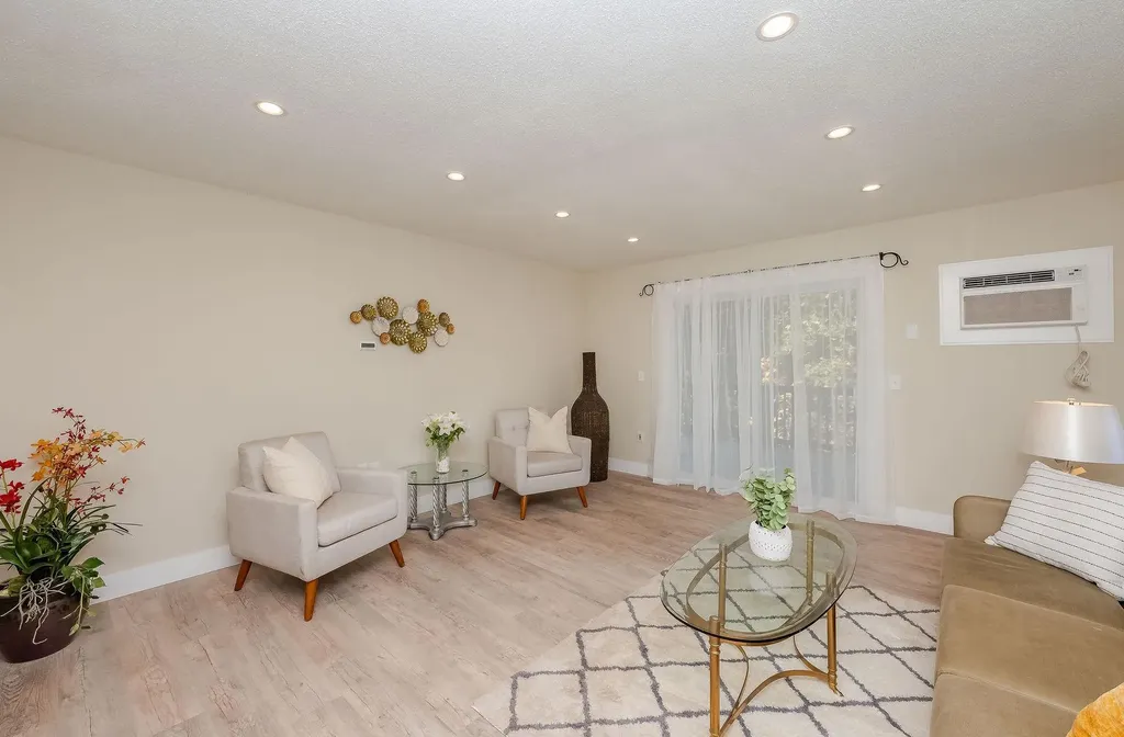 49 Millville Street Salem NH 03079