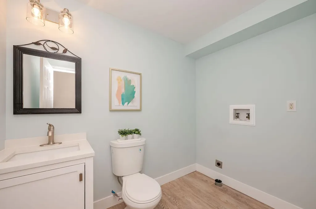 49 Millville Street Salem NH 03079